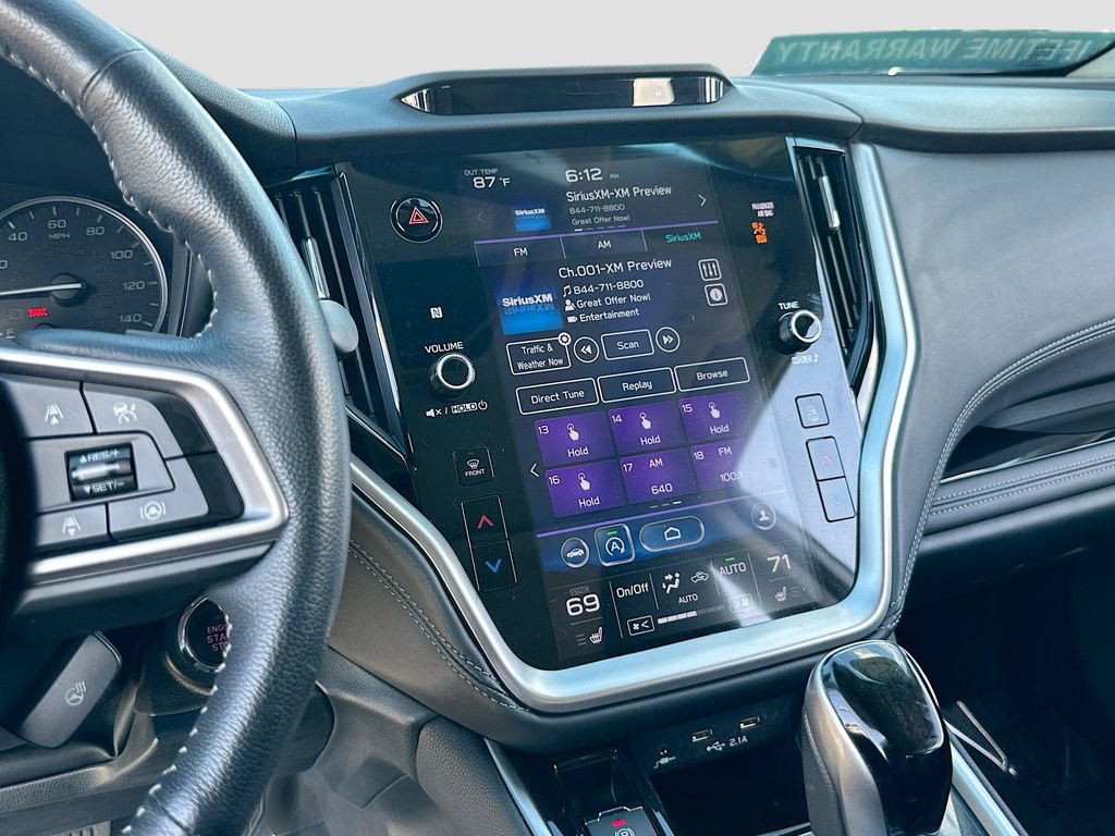 Used 2022 Subaru Outback Limited image 15