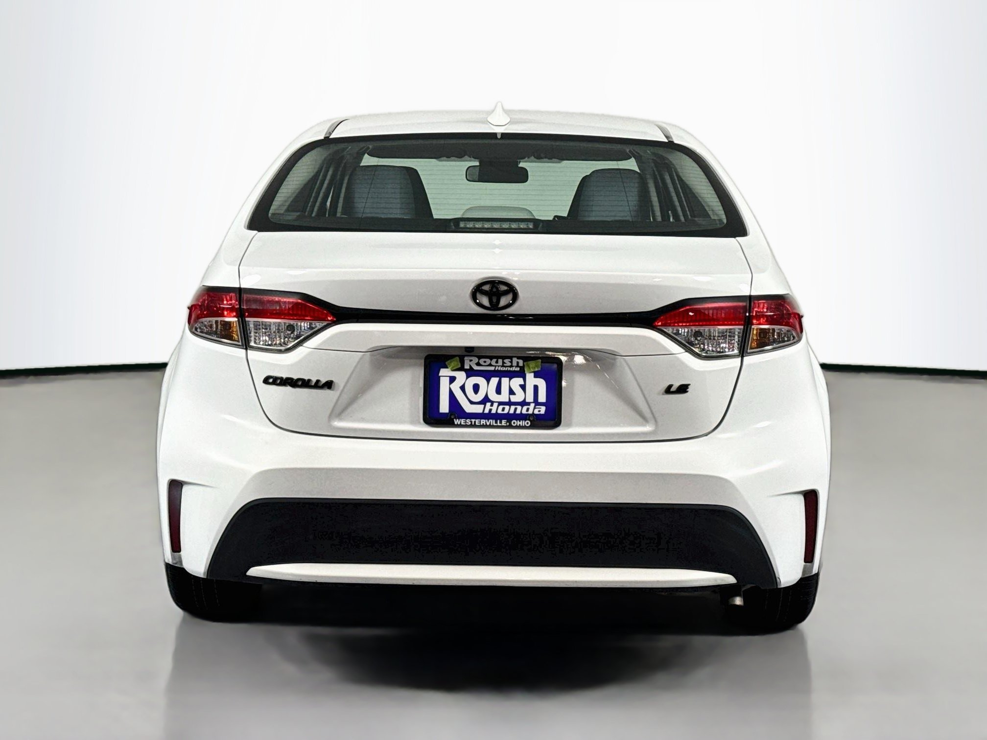 Used 2020 Toyota Corolla LE FWD image 6