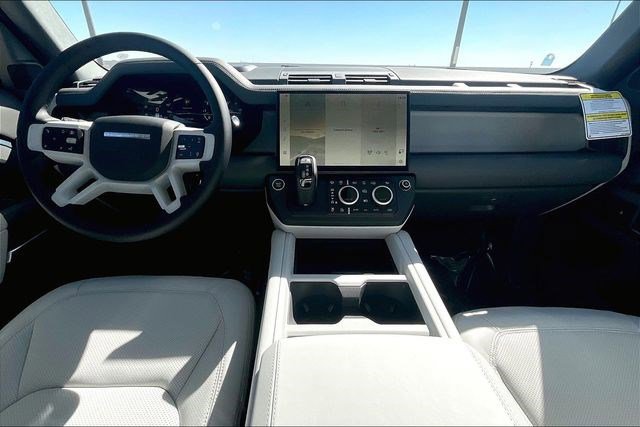 New 2026 Land Rover Defender 110 X-Dynamic SE image 5