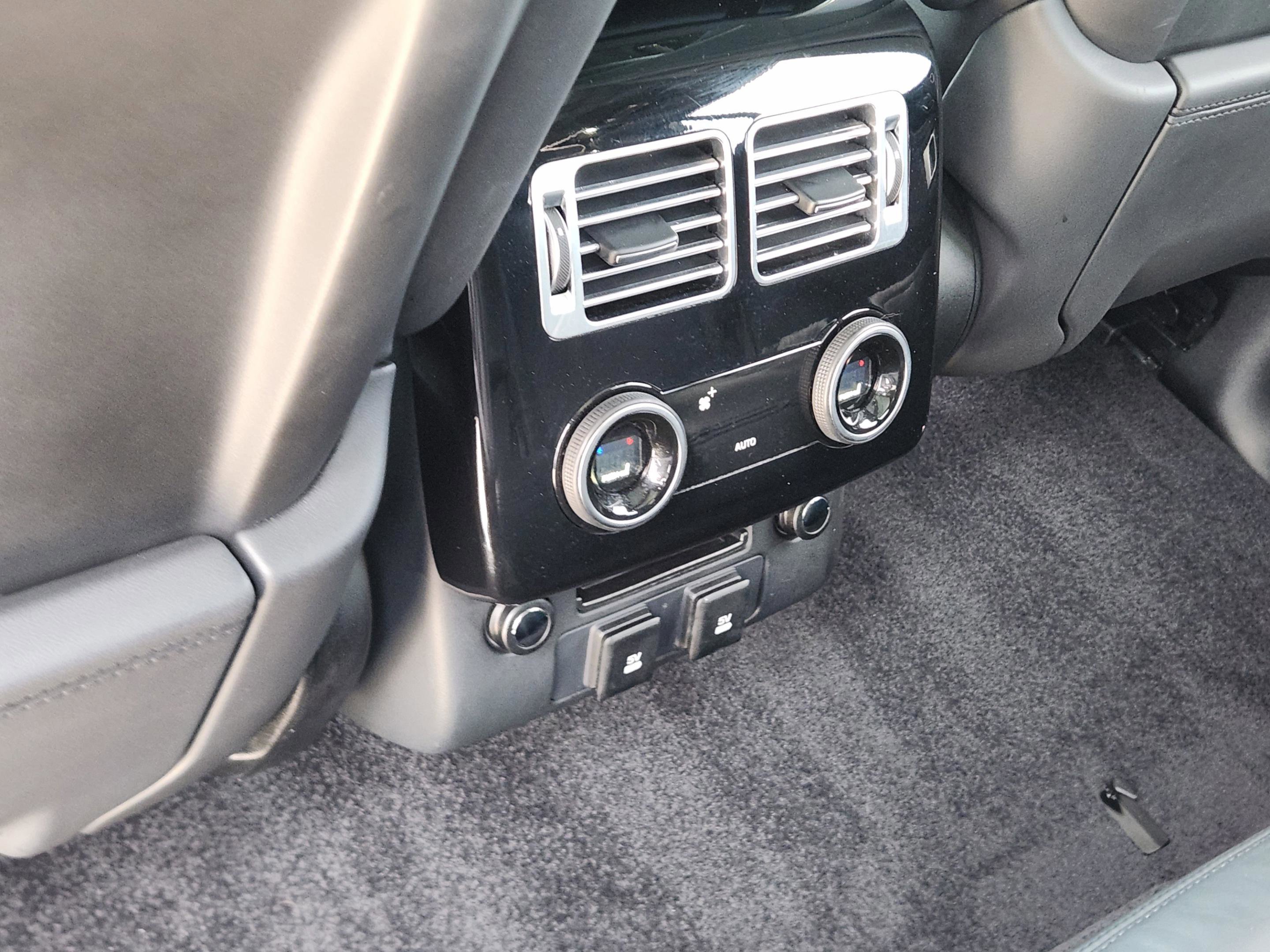 Used 2020 Land Rover Range Rover HSE AWD/4WD image 31