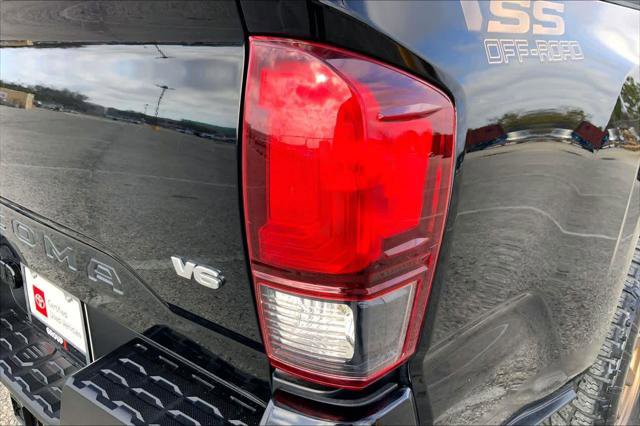 Certified 2023 Toyota Tacoma SR image 30
