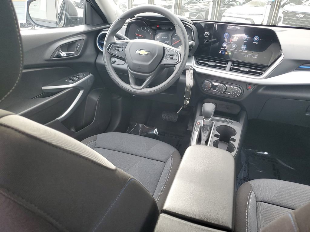 New 2026 Chevrolet Trax LS w/ Driver Confidence Package image 10