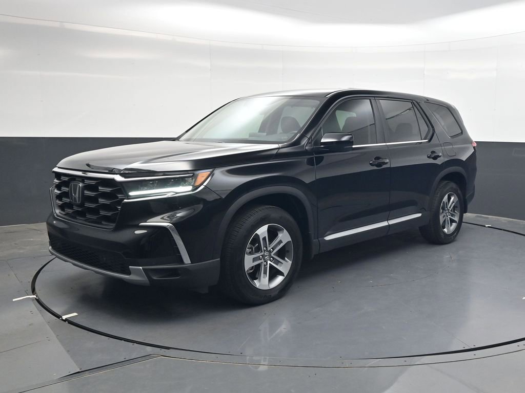 Certified 2025 Honda Pilot EX-L image 8