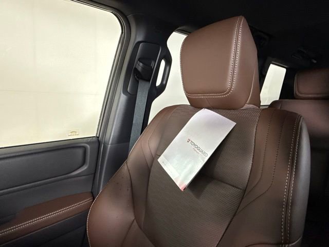 Used 2025 Toyota Land Cruiser image 22