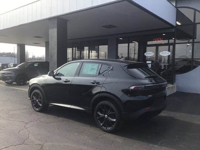 New 2024 Dodge Hornet GT image 5