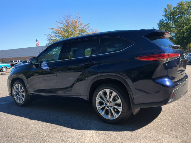 Used 2020 Toyota Highlander Limited AWD/4WD image 6