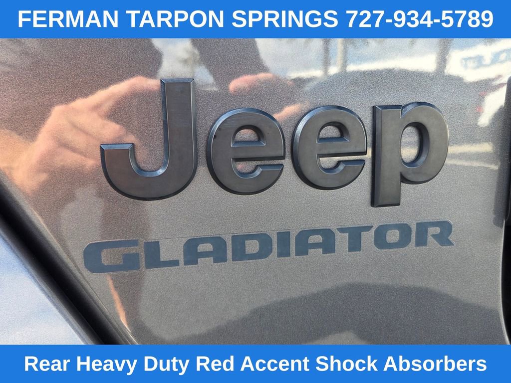 Used 2021 Jeep Gladiator Sport AWD/4WD image 16