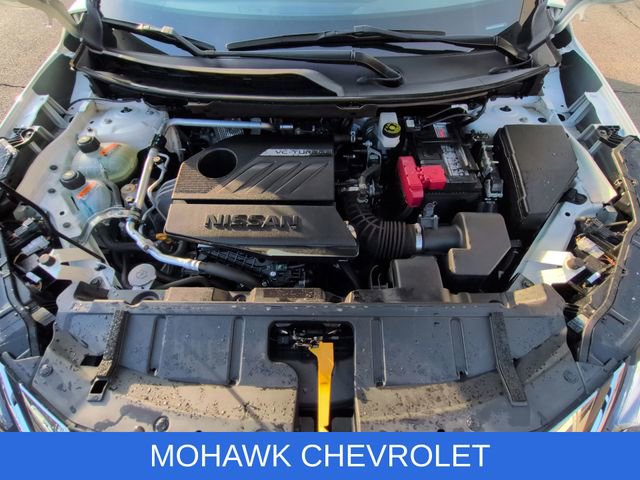 Used 2023 Nissan Rogue S image 29