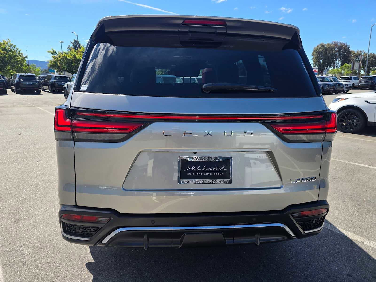 Used 2023 Lexus LX 600 F Sport w/ Accessory Package (Z1) AWD/4WD image 4