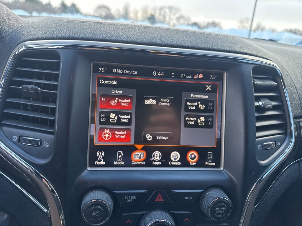 Used 2015 Jeep Grand Cherokee Overland image 37