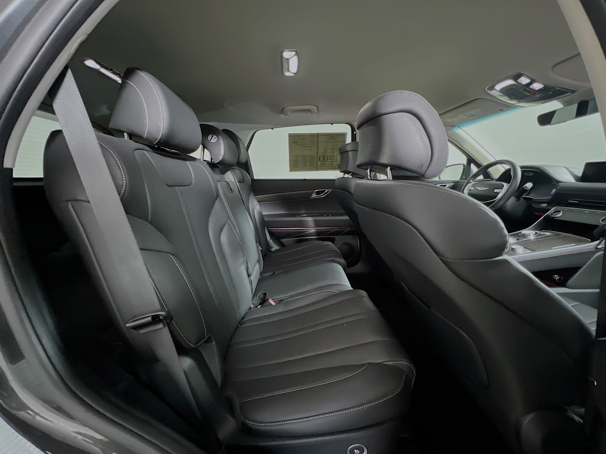 Used 2024 Genesis GV80 2.5T image 33