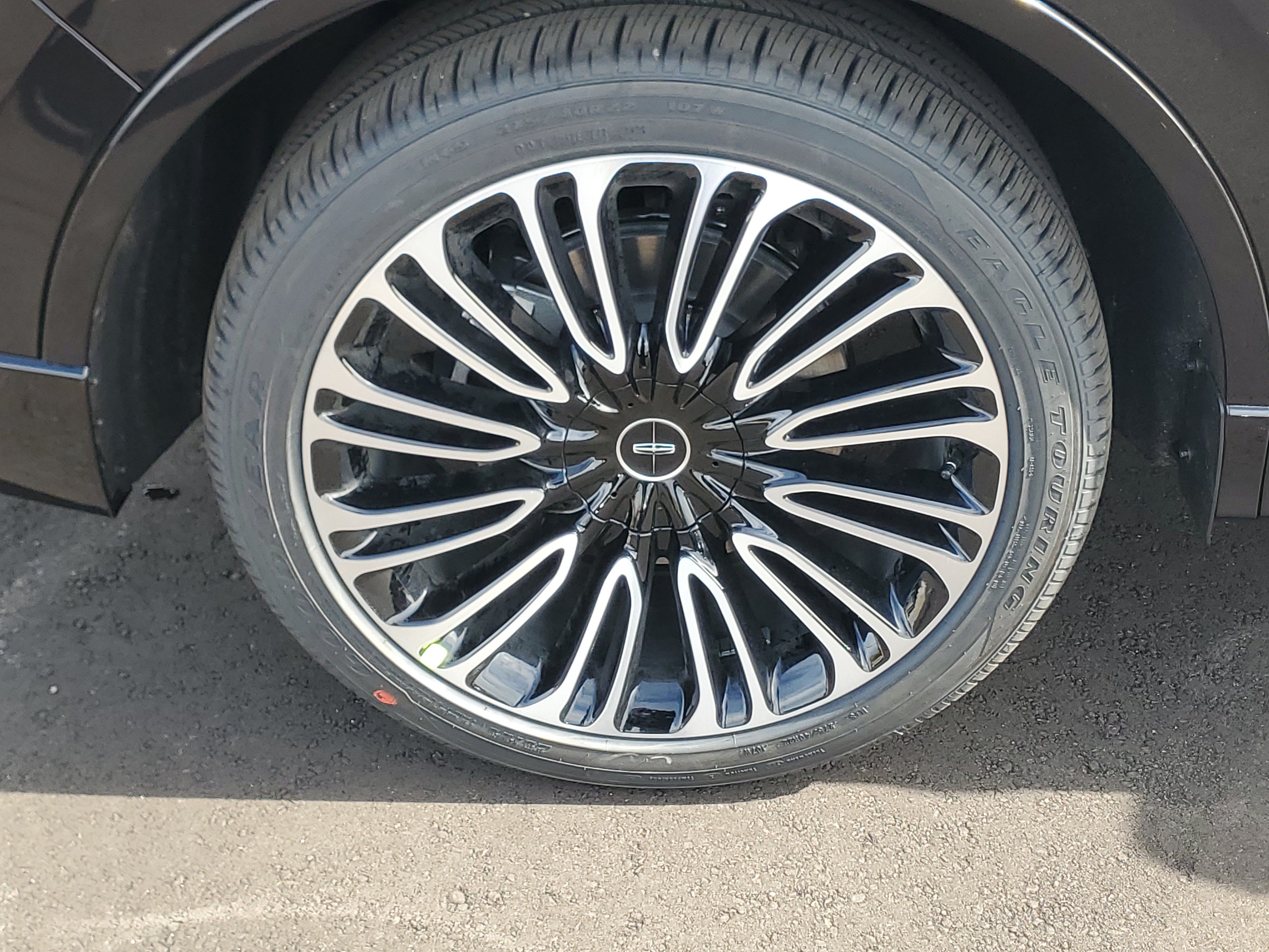 New 2027 Lincoln Aviator Black Label w/ Dynamic Handling Package AWD/4WD image 5