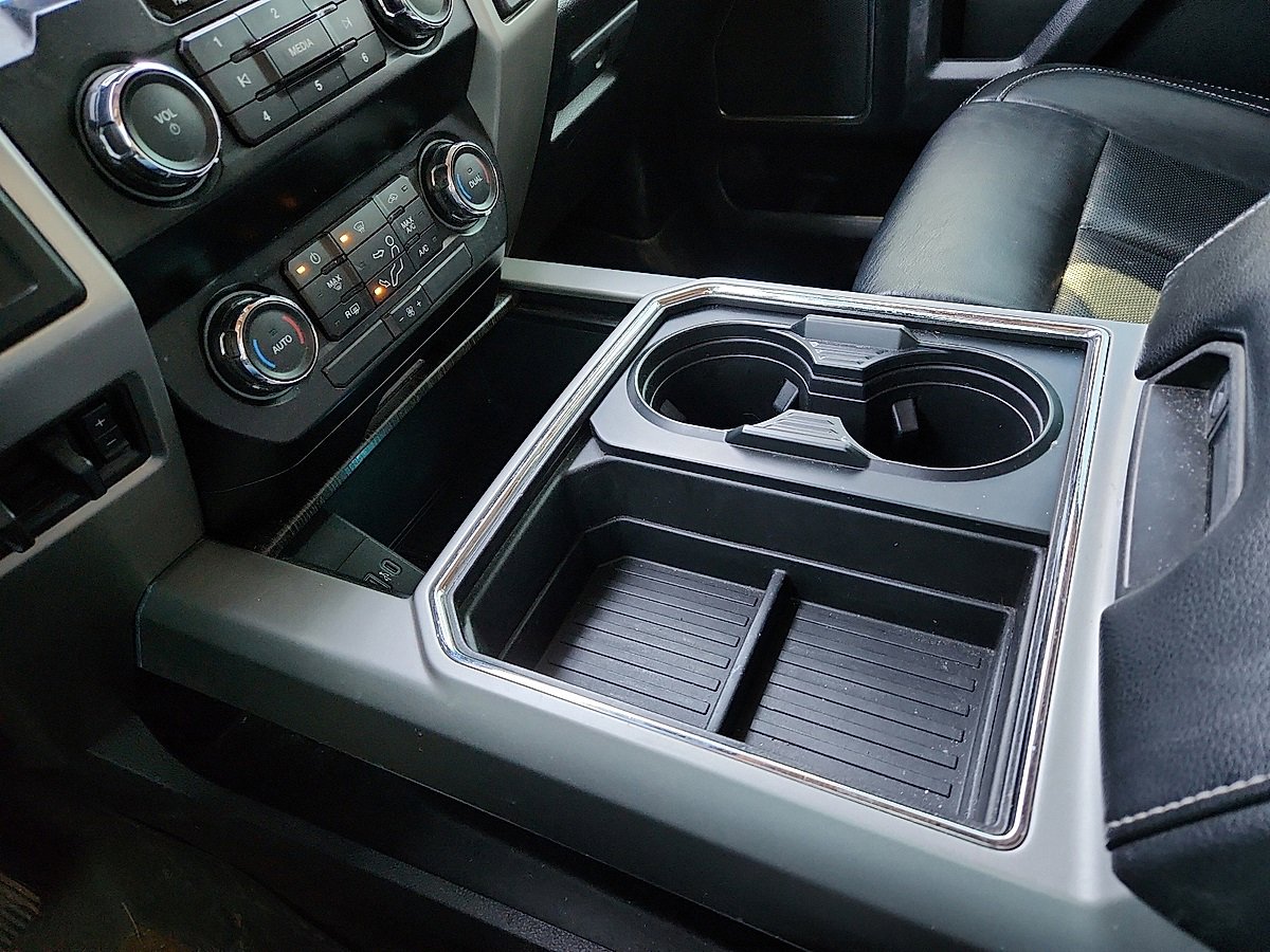 Used 2020 Ford F350 Lariat image 12