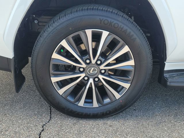New 2026 Lexus LX 600 4WD w/ Premium Package image 5