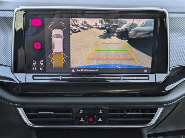 Certified 2025 Volkswagen Atlas Cross Sport SEL image 22