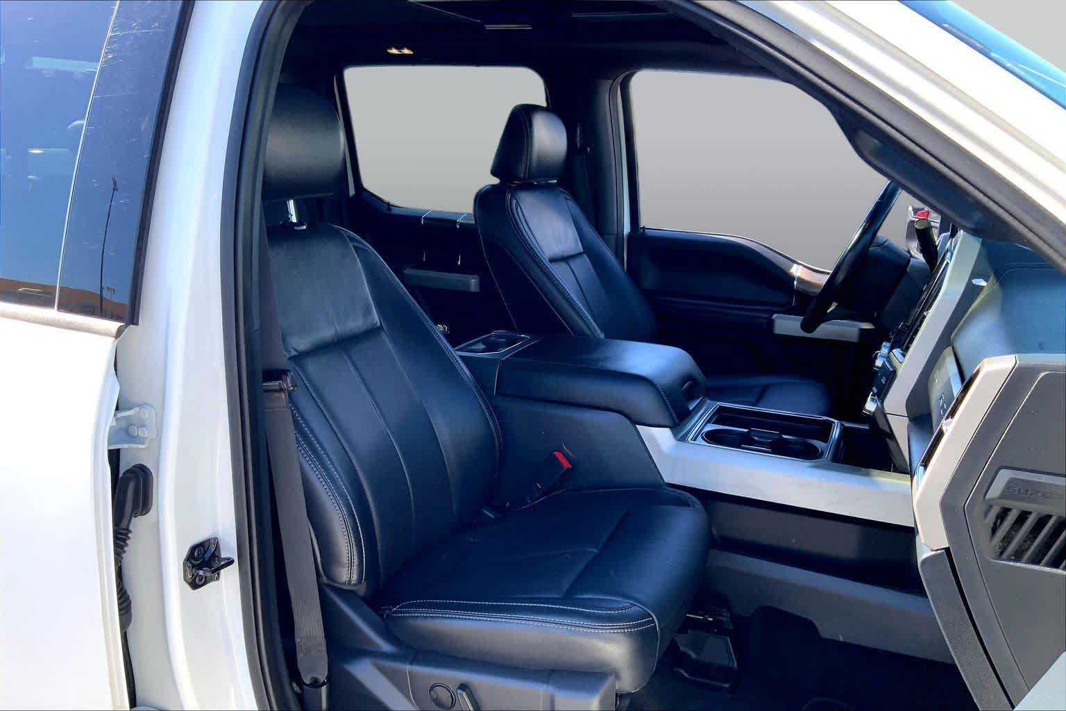 Used 2022 Ford F250 Lariat w/ Lariat Ultimate Package AWD/4WD image 9