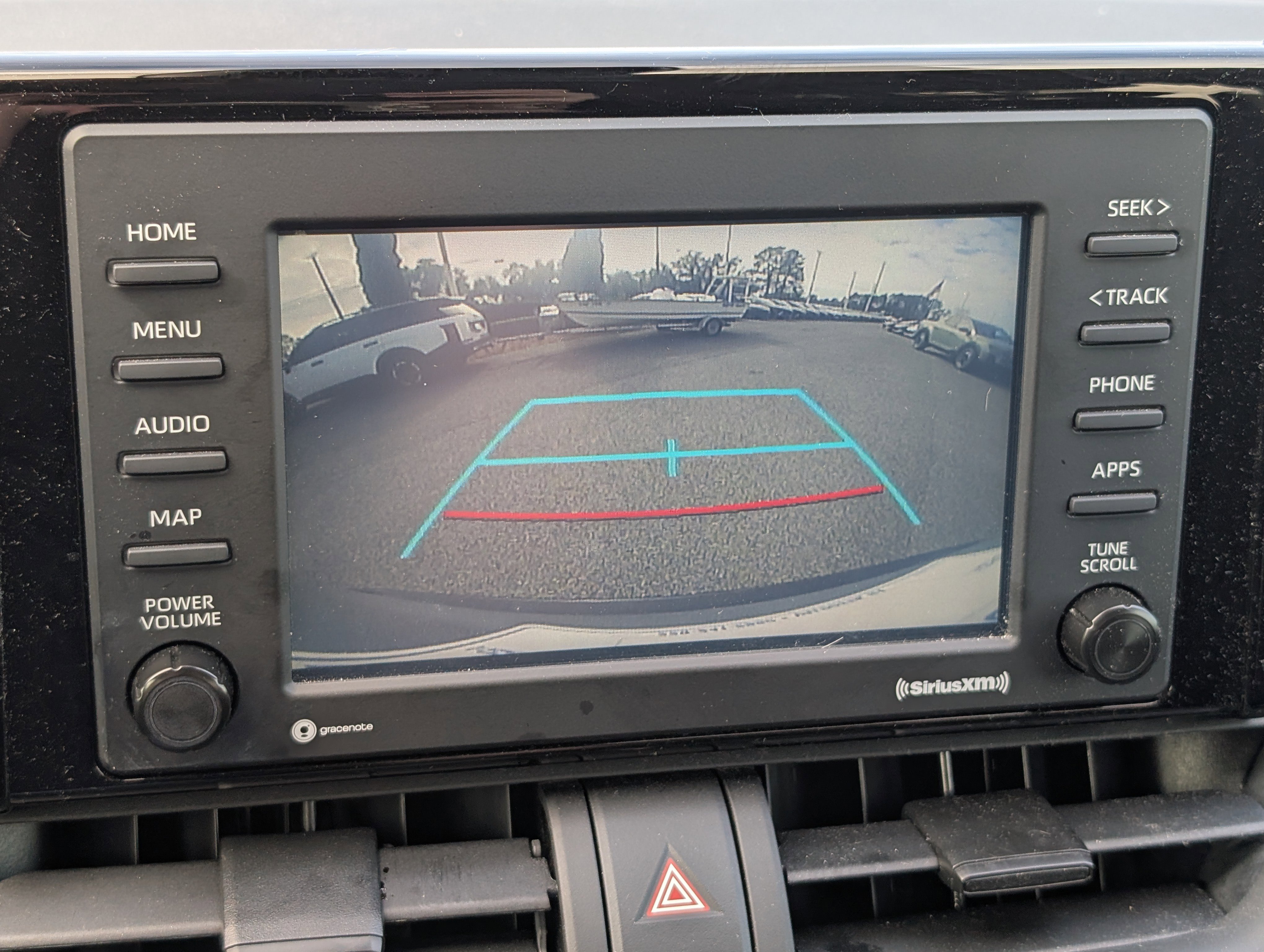 Used 2022 Toyota RAV4 LE image 17