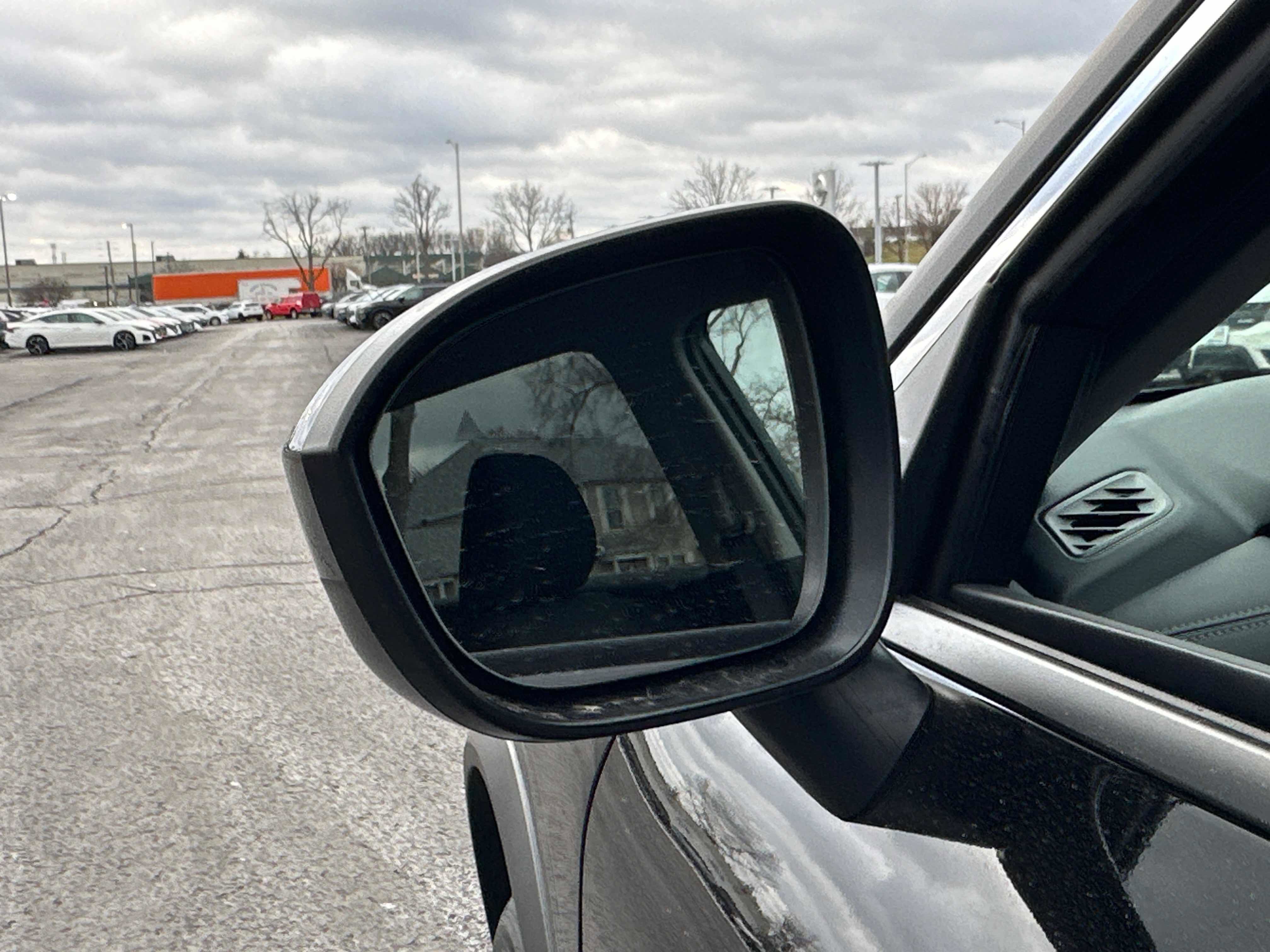 New 2026 Nissan Rogue SV AWD/4WD image 10