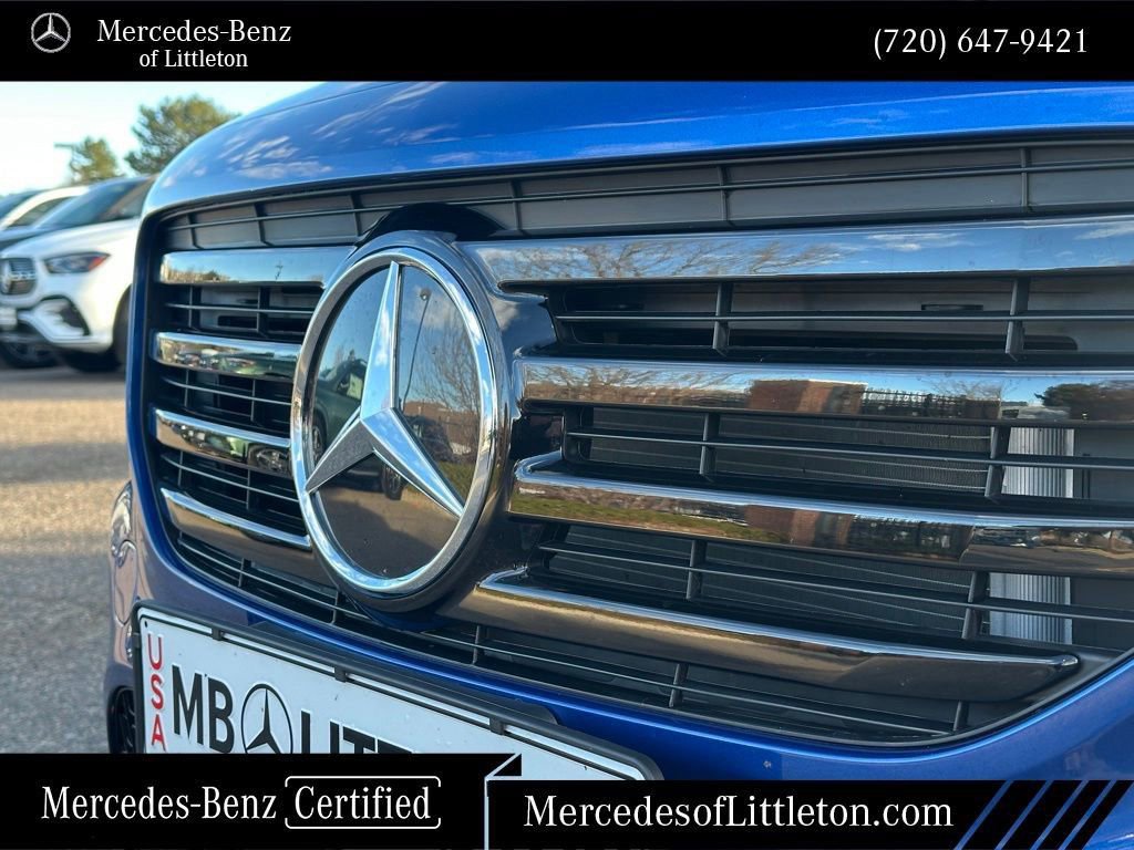Certified 2025 Mercedes-Benz GLB 250 4MATIC image 9