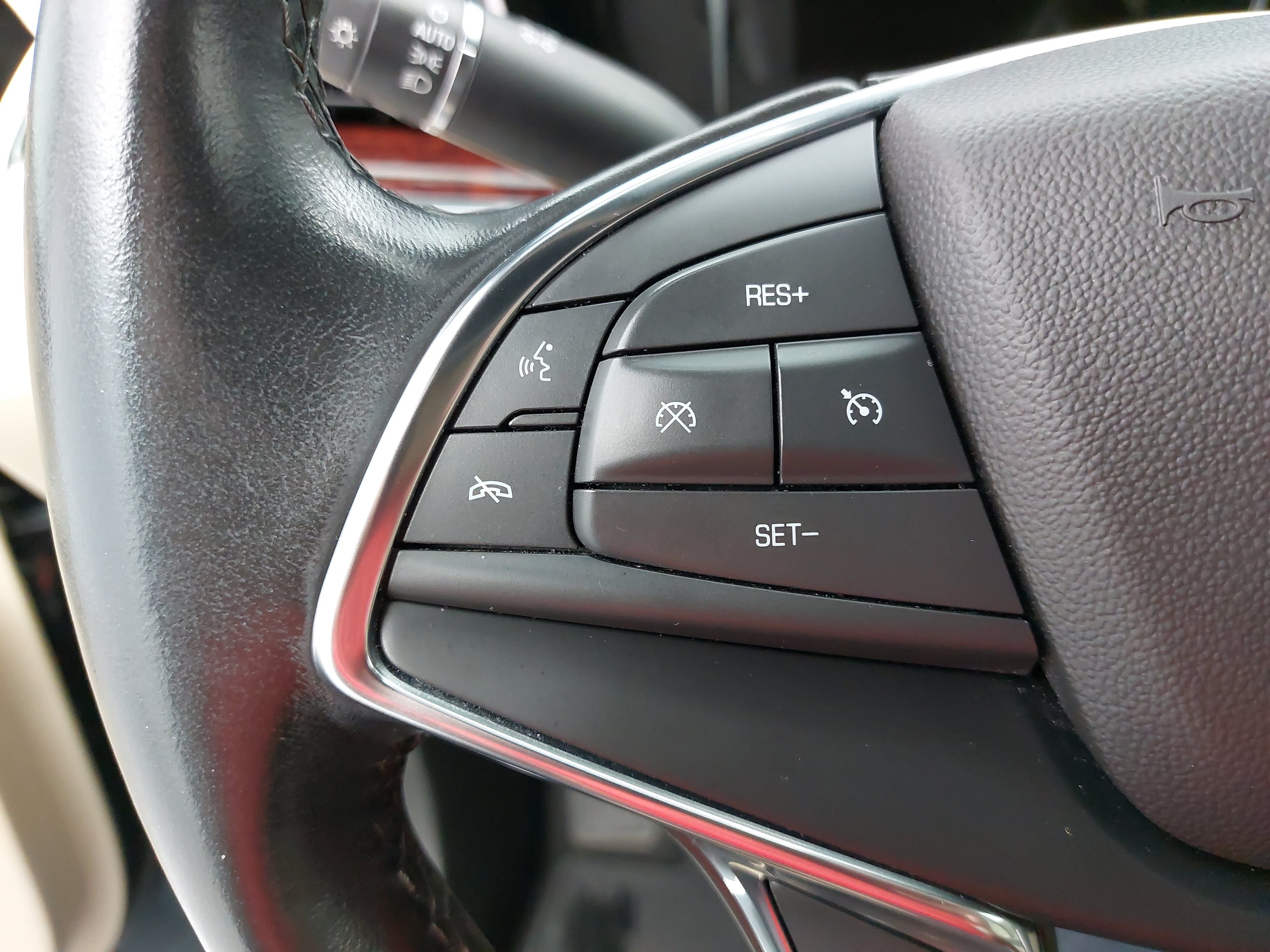 Used 2019 Cadillac XT5 Luxury AWD/4WD image 19
