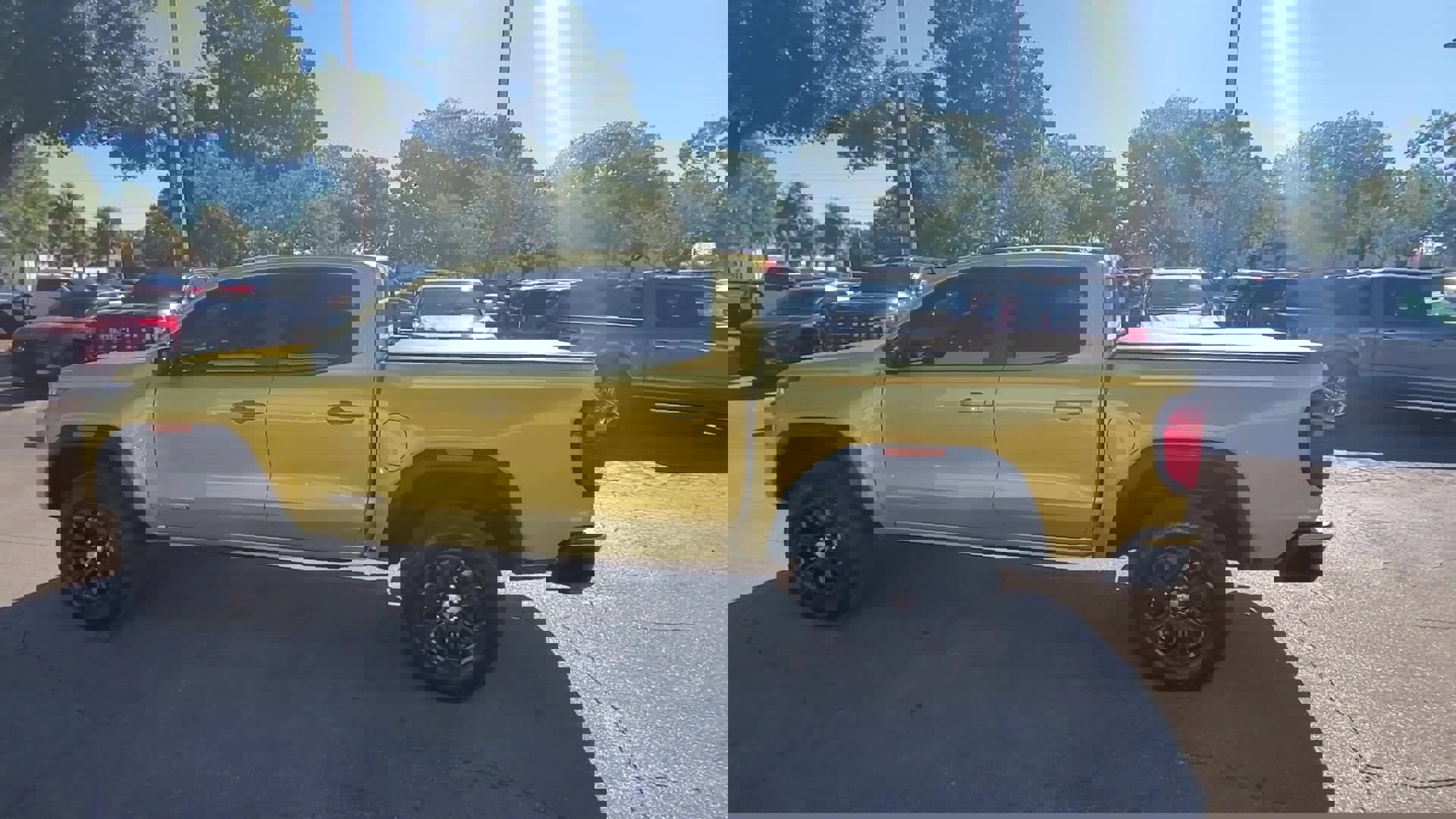 Used 2023 GMC Canyon Elevation w/ Convenience Package image 46