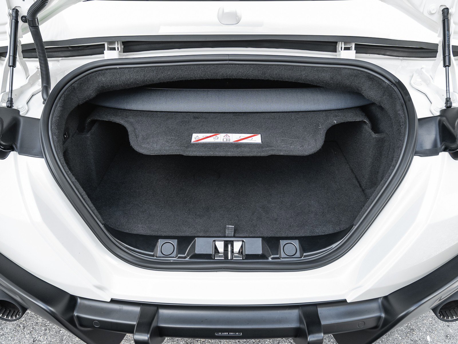 Used 2024 Ferrari Roma Spider image 50