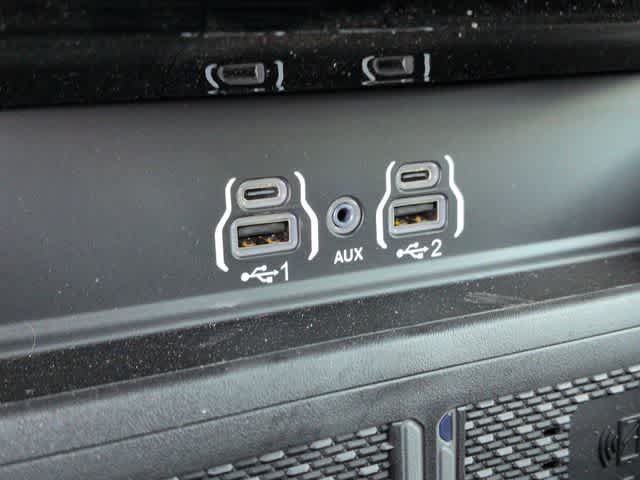 New 2026 RAM 3500 Laramie AWD/4WD image 33