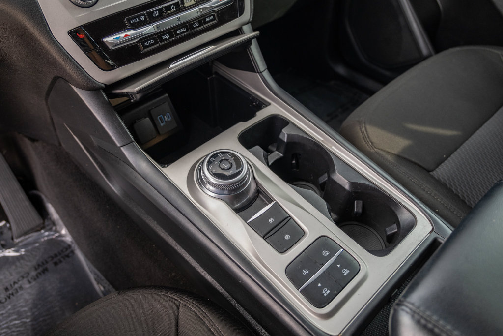 Certified 2023 Ford Explorer XLT RWD image 19