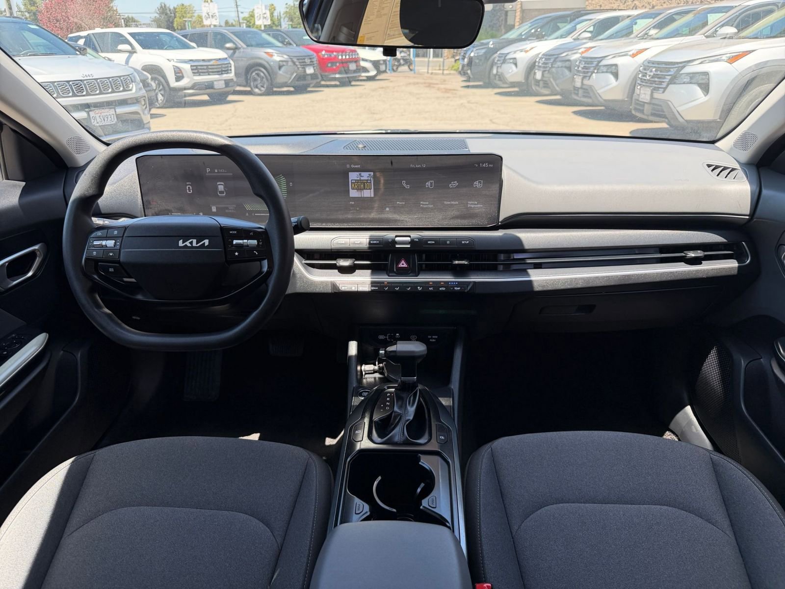 Used 2025 Kia K4 FWD image 32