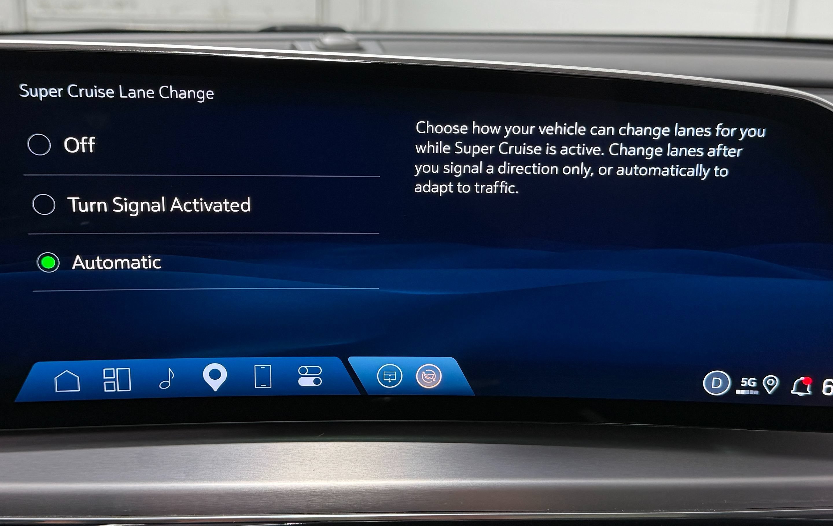 Used 2024 Cadillac Lyriq Sport RWD image 33