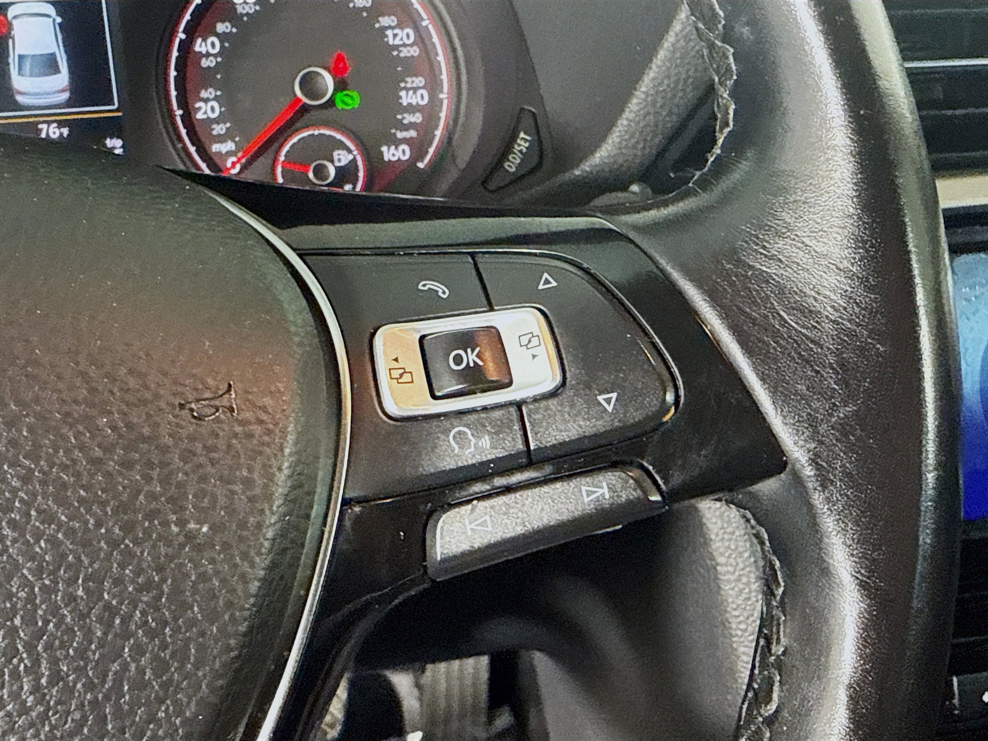 Used 2020 Volkswagen Passat 2.0T SE image 15