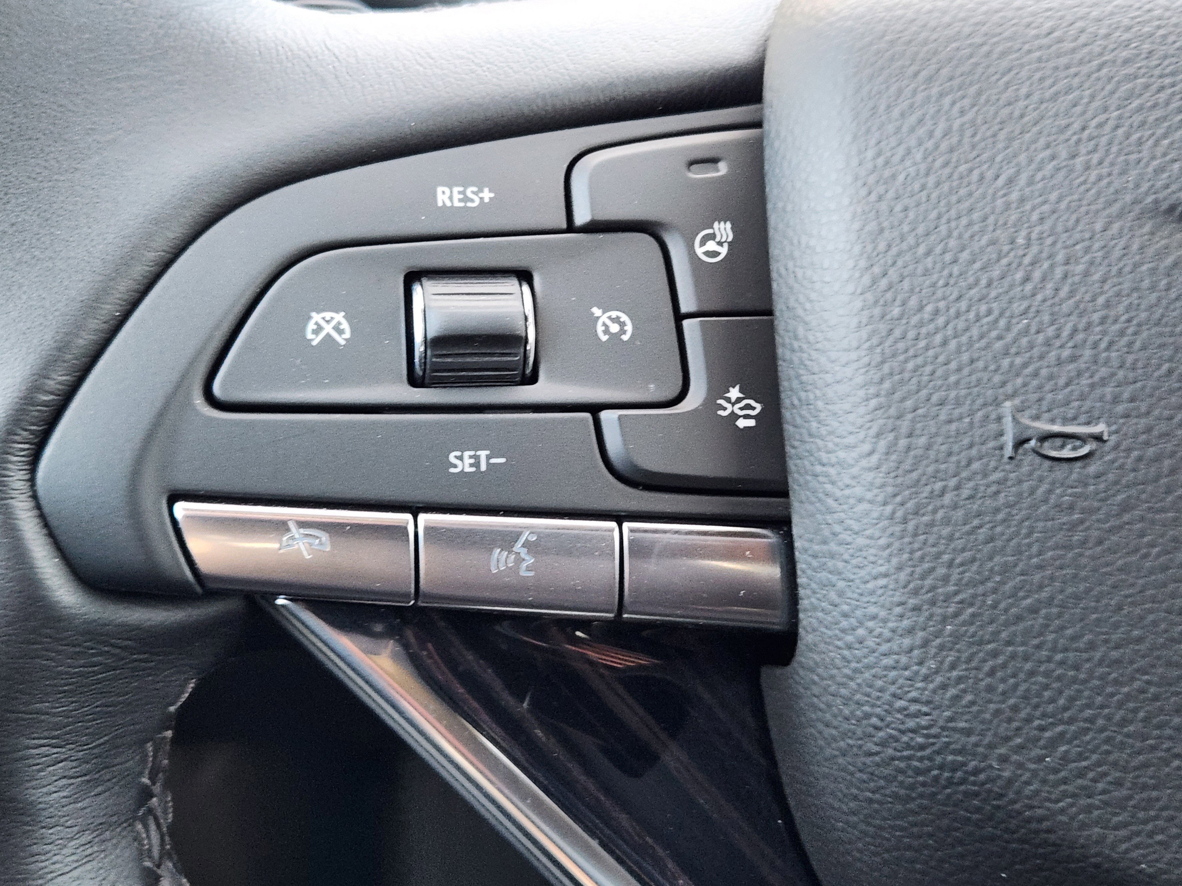 Used 2025 Cadillac XT6 Premium Luxury w/ Technology Package image 30