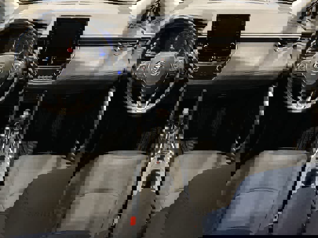 Certified 2022 Toyota Corolla Cross LE image 20