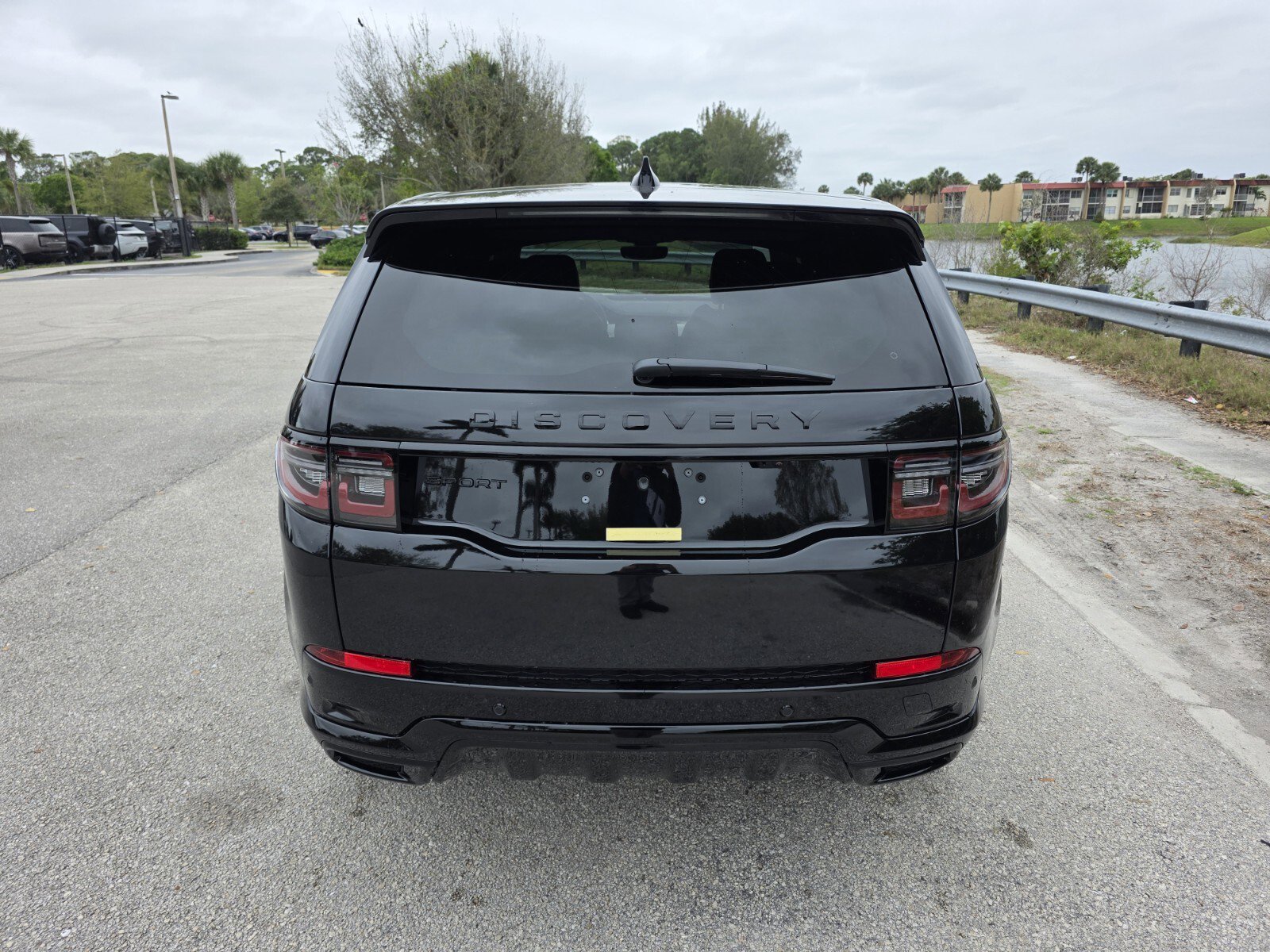 New 2026 Land Rover Discovery Sport Landmark AWD/4WD image 6