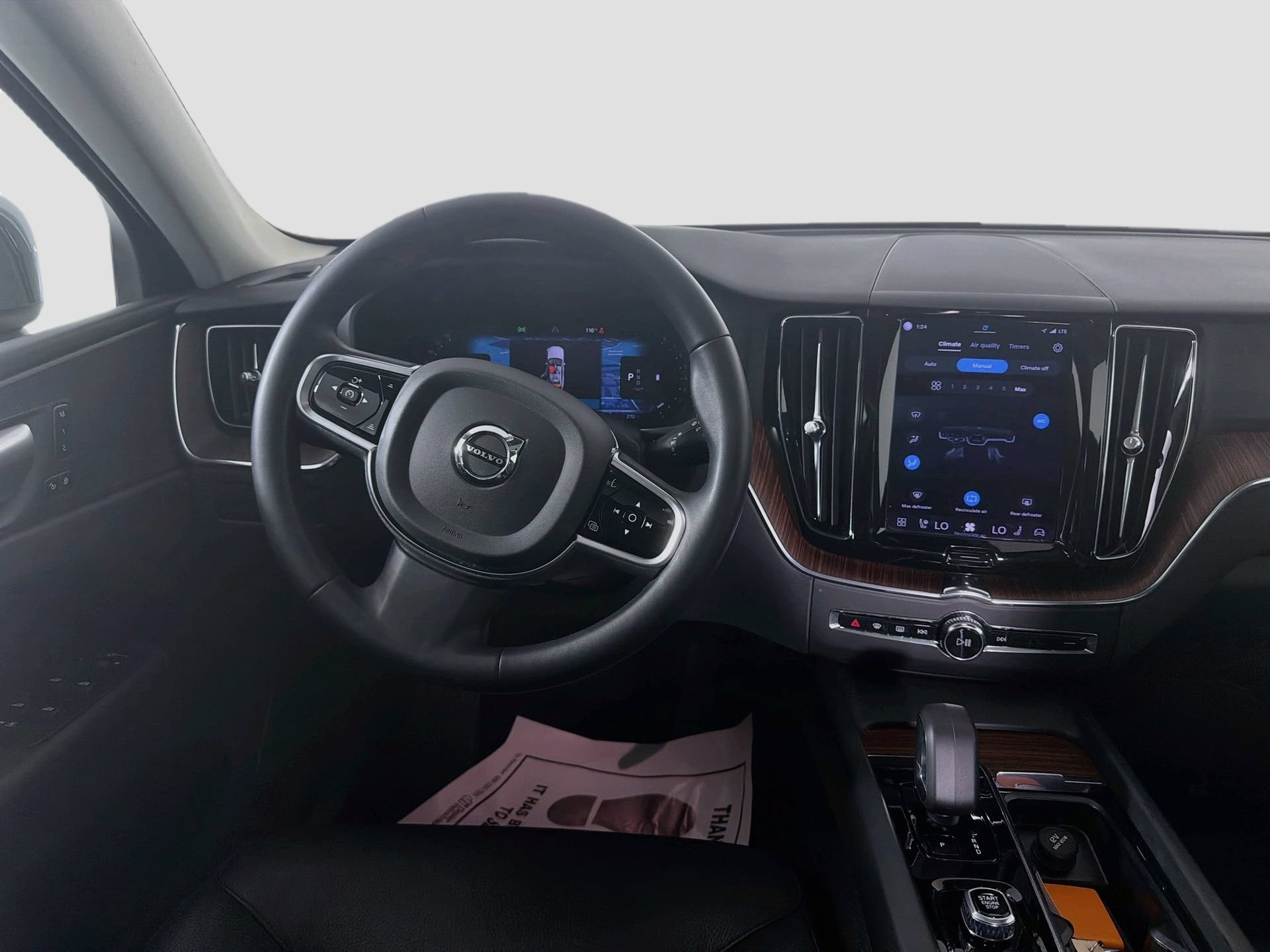 Certified 2023 Volvo XC60 B5 Plus w/ Protection Package Premier FWD image 23