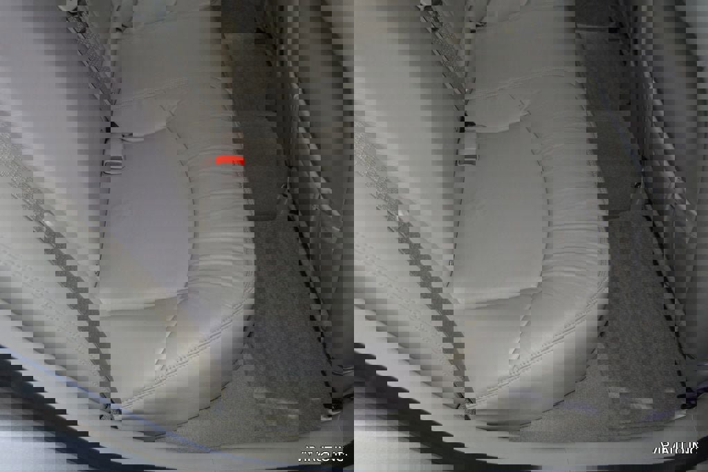 Used 2008 Buick LaCrosse CXL w/ Driver Confidence Package FWD image 28