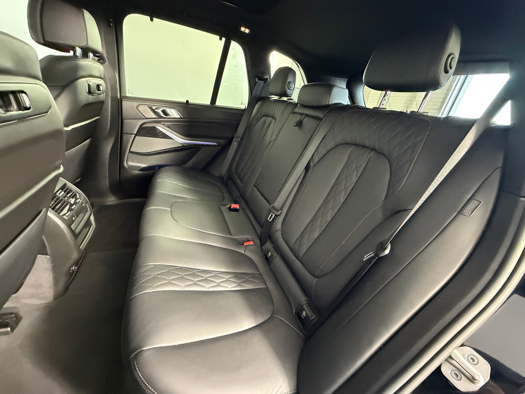 Certified 2024 BMW X5 xDrive40i w/ M Sport Package image 14