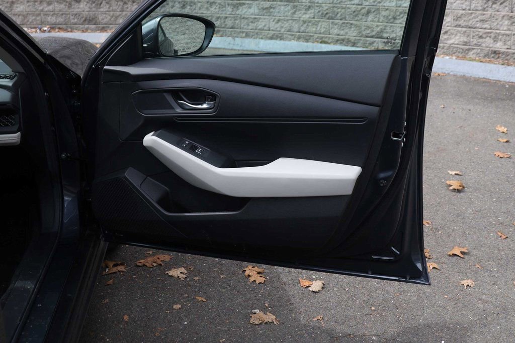 Used 2025 Honda Accord LX image 14