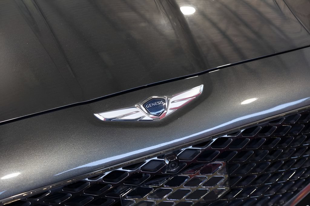 Used 2023 Genesis G70 2.0T w/ Sport Prestige Package AWD/4WD image 15