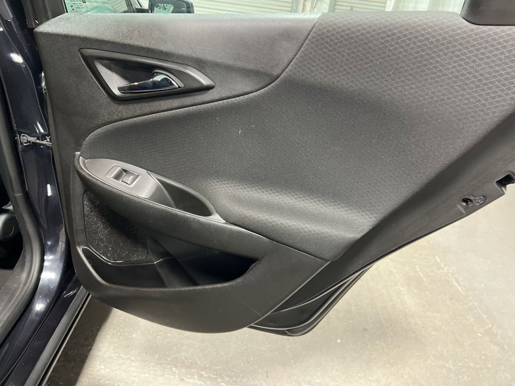 Used 2023 Chevrolet Malibu LT FWD image 12