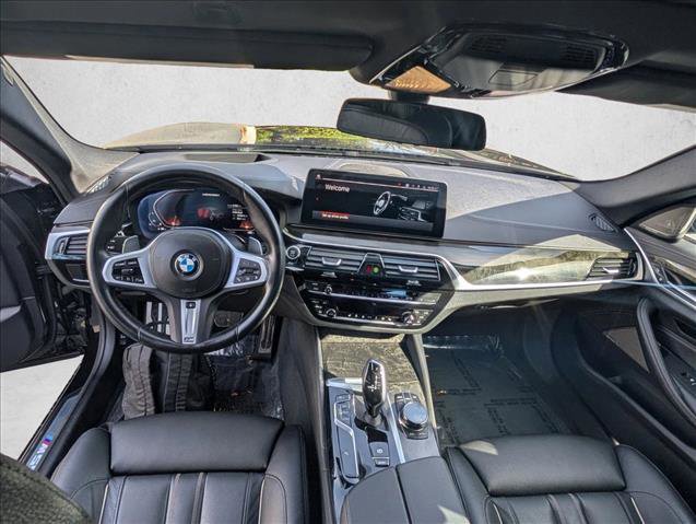 Certified 2023 BMW M550i xDrive w/ Dynamic Handling Package image 15