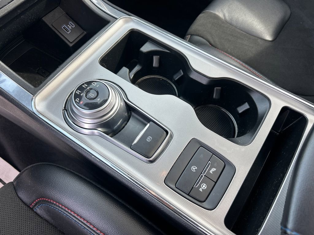 Used 2024 Ford Edge ST w/ Equipment Group 401A image 26