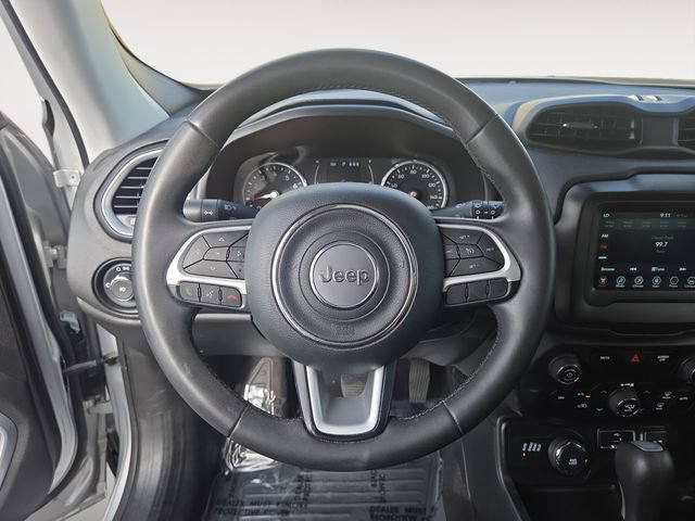Used 2019 Jeep Renegade Latitude AWD/4WD image 12