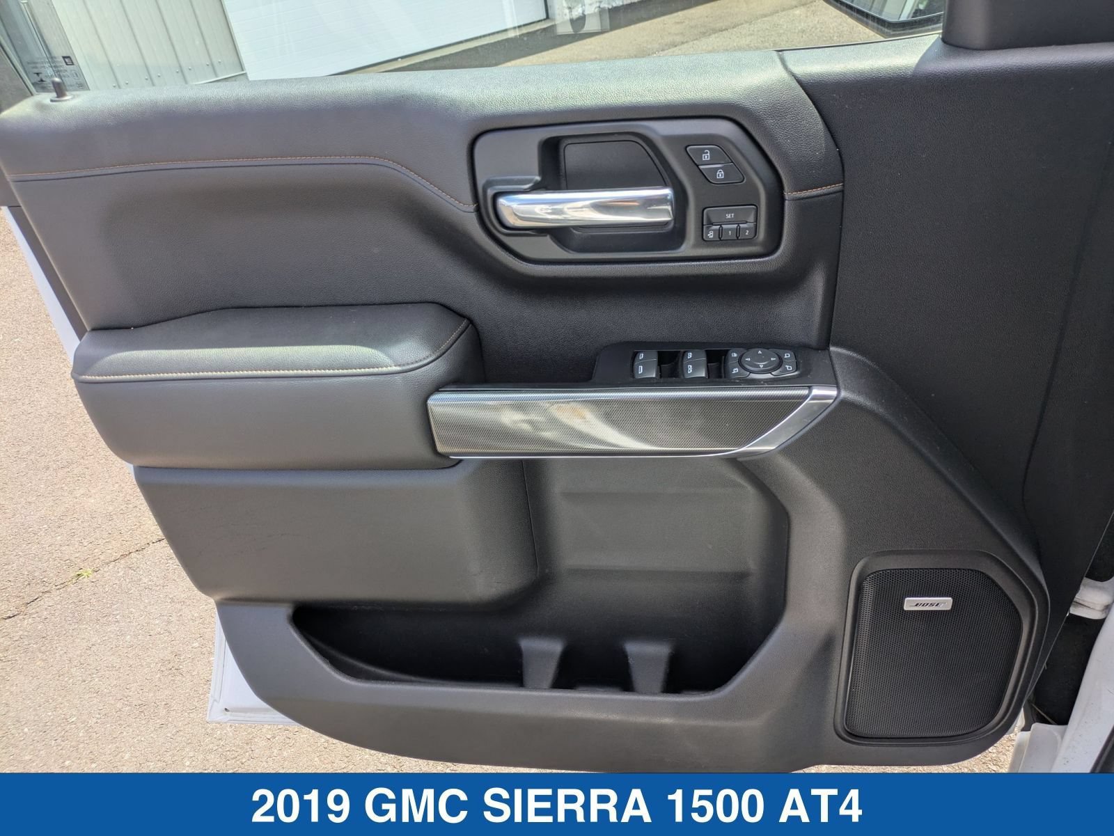 Used 2019 GMC Sierra 1500 AT4 w/ AT4 Premium Package AWD/4WD image 12