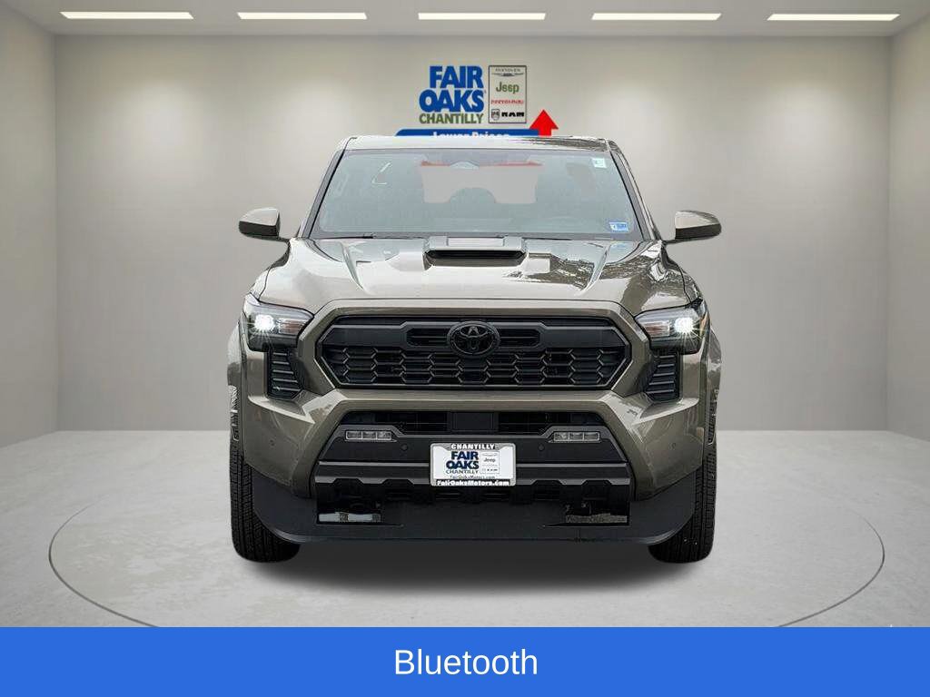 Used 2026 Toyota Tacoma TRD Sport w/ TRD Sport Upgrade Package RWD image 5