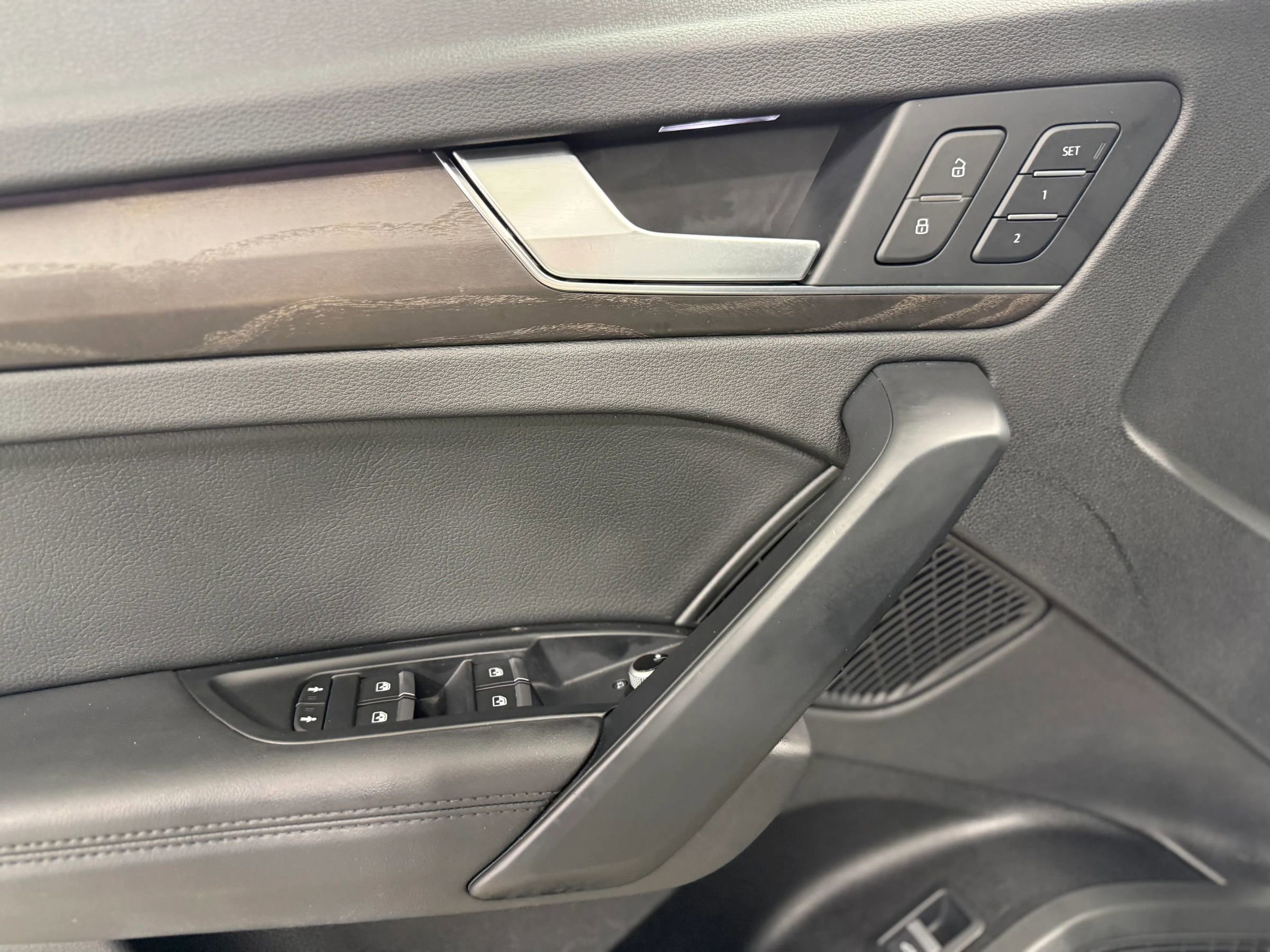 Used 2019 Audi Q5 Prestige AWD/4WD image 12