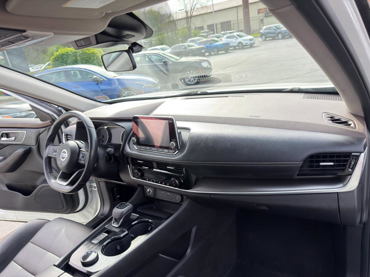Used 2021 Nissan Rogue SV w/ Premium Package AWD/4WD image 29
