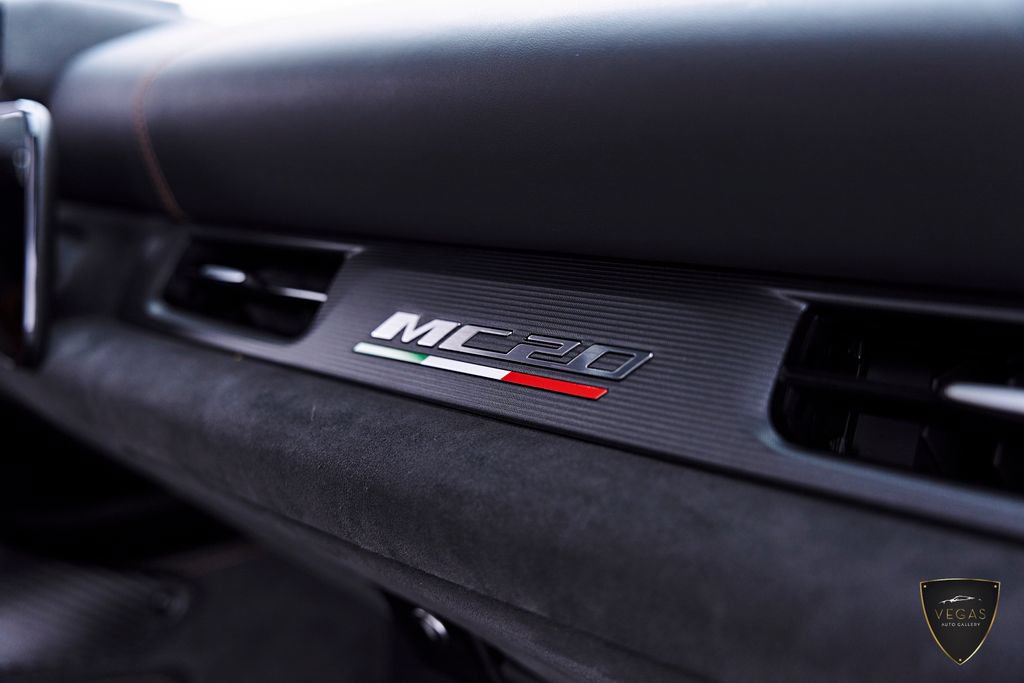 Used 2023 Maserati MC20 Spyder RWD image 45