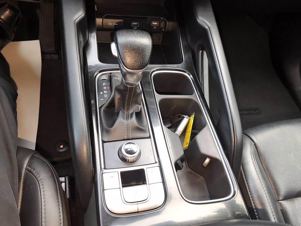 Used 2020 Kia Telluride LX image 21