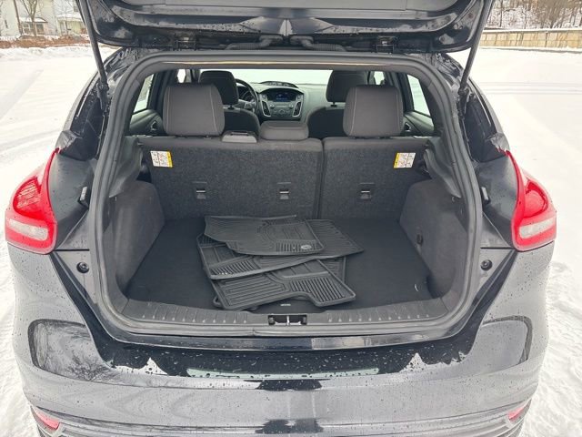 Used 2017 Ford Focus ST image 19